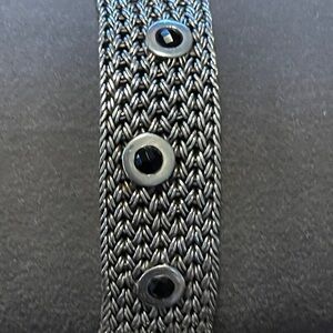 Beautiful sterling silver 925 bracelet with black stones